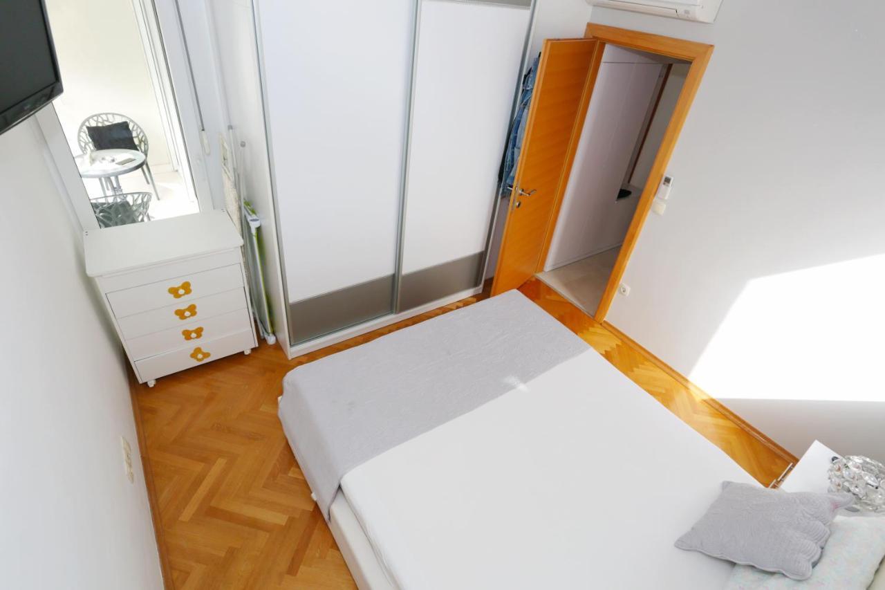 Luxury Family Apartment Оміш Екстер'єр фото