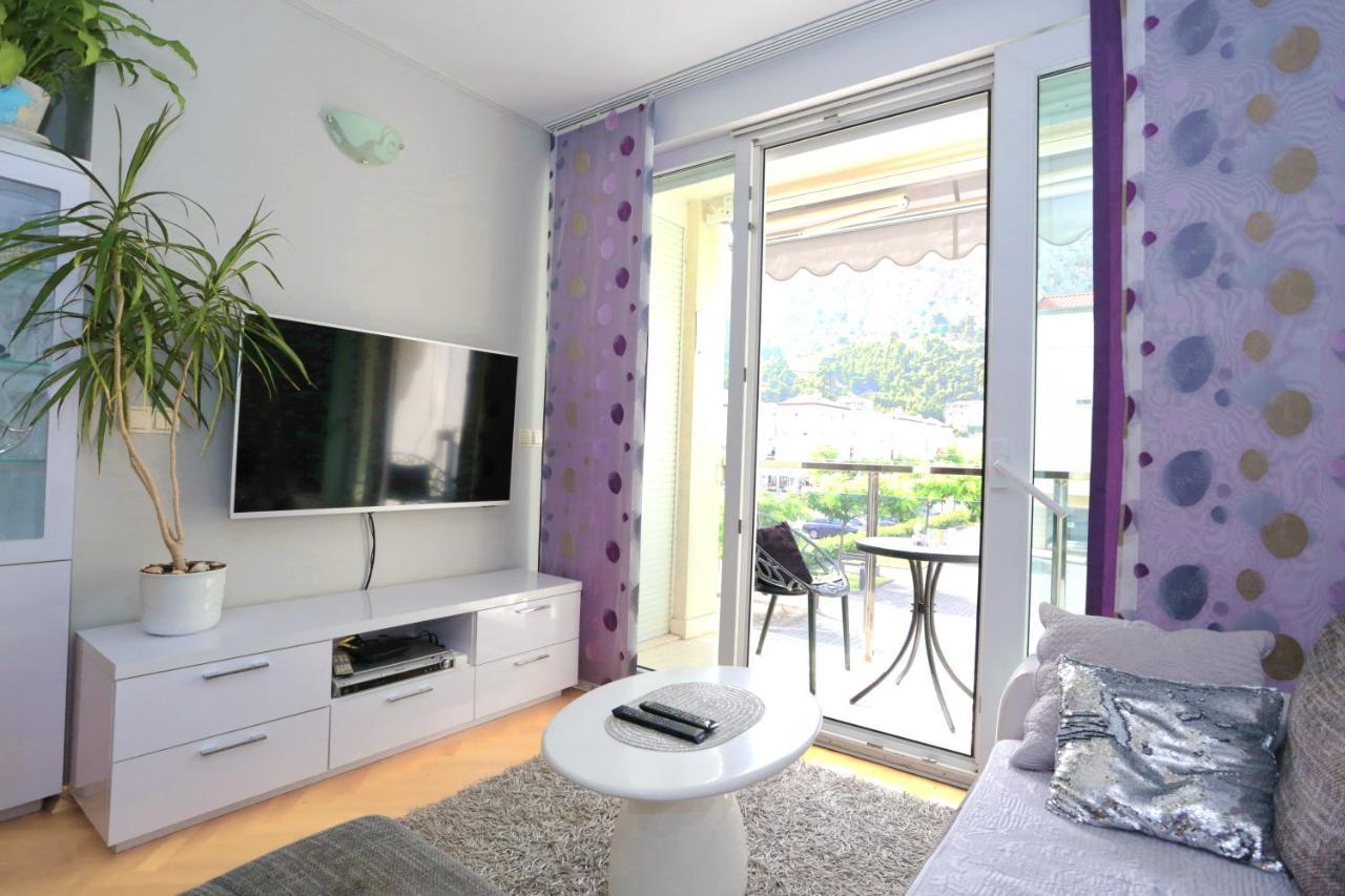 Luxury Family Apartment Оміш Екстер'єр фото